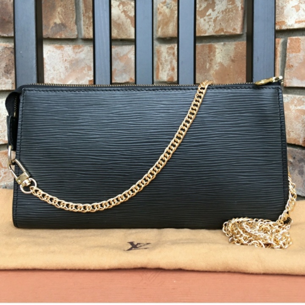 Louis Vuitton pouch pochette crossbody